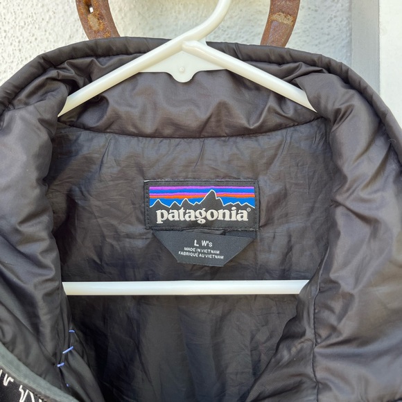 NWOT Women's Patagonia Goth Custom Nano Puff Jacket (Large) - Picture 2 of 6